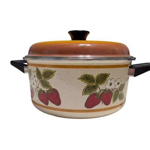 Strawberry Enamel Stew Pot Lid 6 Quart Yellow White Retro Cookware Vintage - Picture 5 of 16
